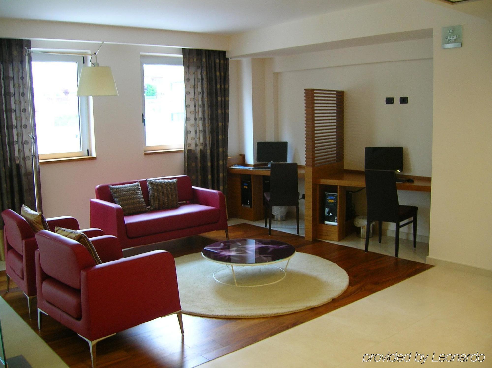 Holiday Inn Salerno-Cava De' Tirreni By Ihg מראה חיצוני תמונה